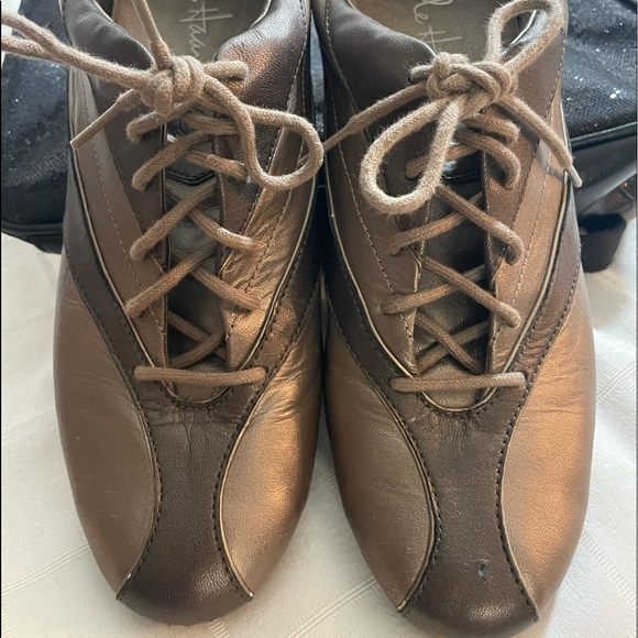 COLE HAAN Women’s Grand Crosscourt - Picture 6 of 11